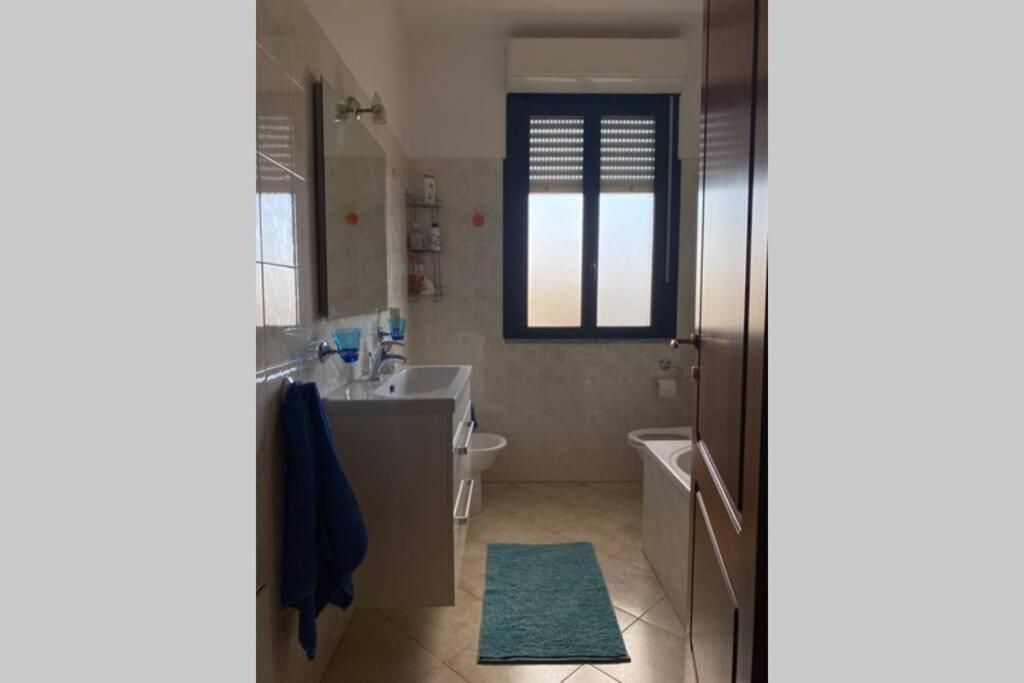 Attico Luminoso Ed Accogliente In Zona Centrale Apartment Alghero Exterior photo